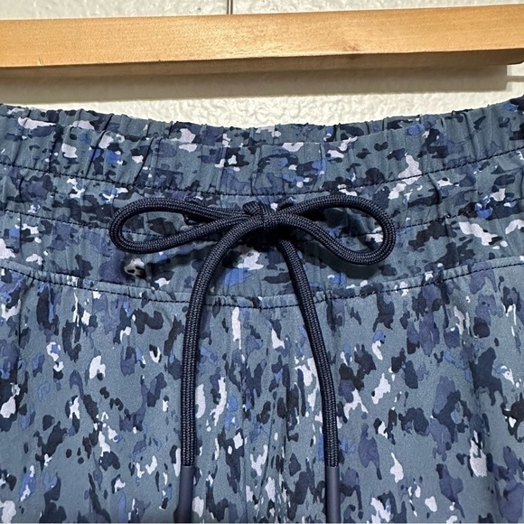 Athleta Wide Leg Crop Pants Women's 4 Tall Blue Lightweight‎ Pockets - Picture 4 of 9